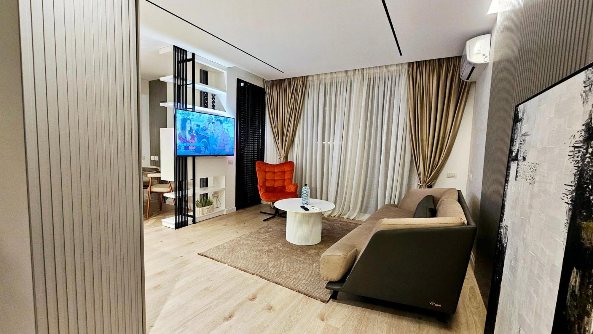 Center Apartment Easy_Luxury Tirana Room photo