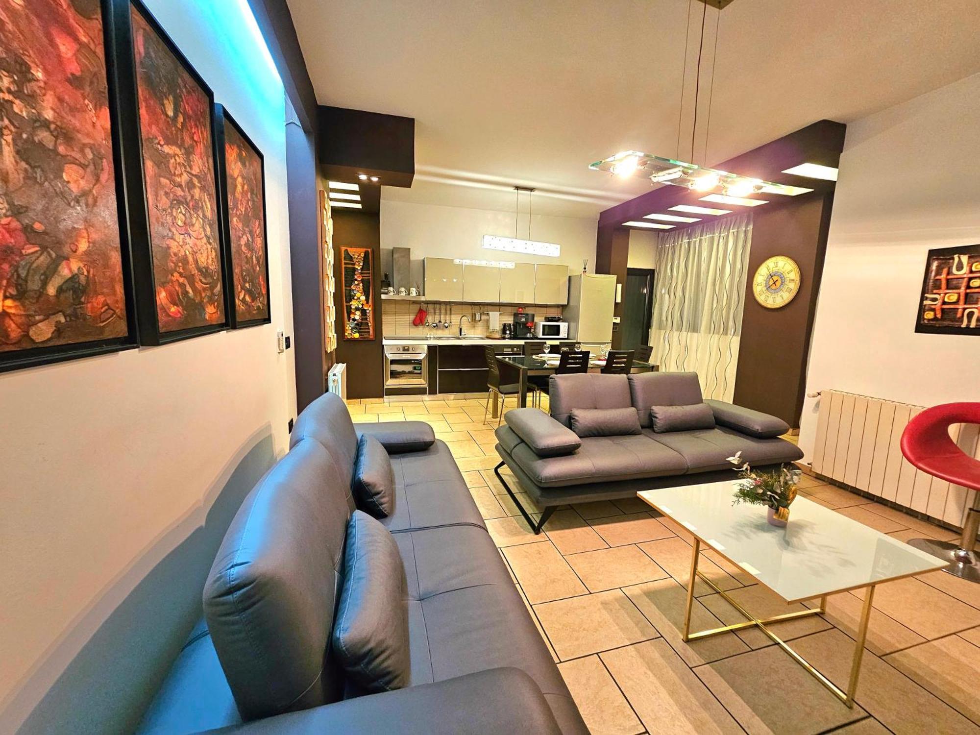 Center Apartment Easy_Luxury Tirana Exterior photo